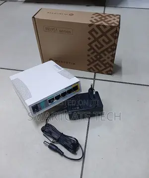 MikroTik RB951Ui-2HnD WiFi Router