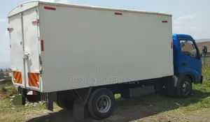 Toyota Dyna 2013 Blue