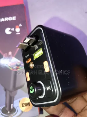 Car Fast Charger/Modulator with Type-C & iPhone Cables