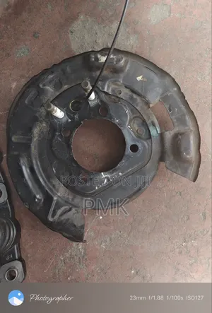 Toyota Mark X Rear Brake Back Plate & Lining