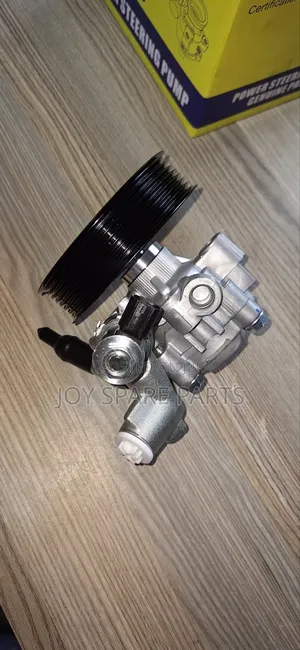 Toyota Prado J150 / Hilux Power Steering Pump