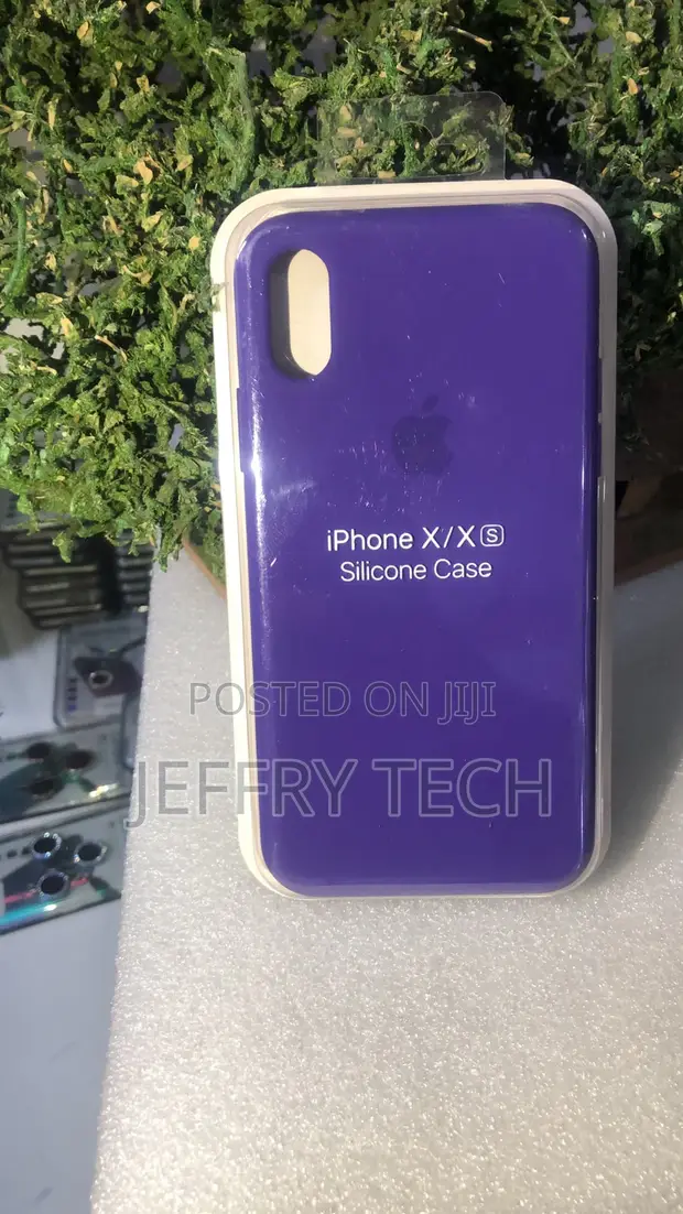 Ultra-Violet Purple Silicone Case for iPhone X/XS - 1