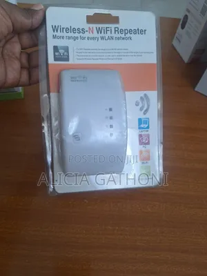 Brand New Curved Wireless N WiFi Extender/Repeater