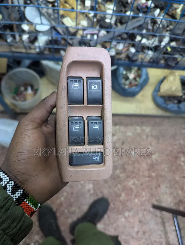 Toyota Passo Door Main Switch - 1