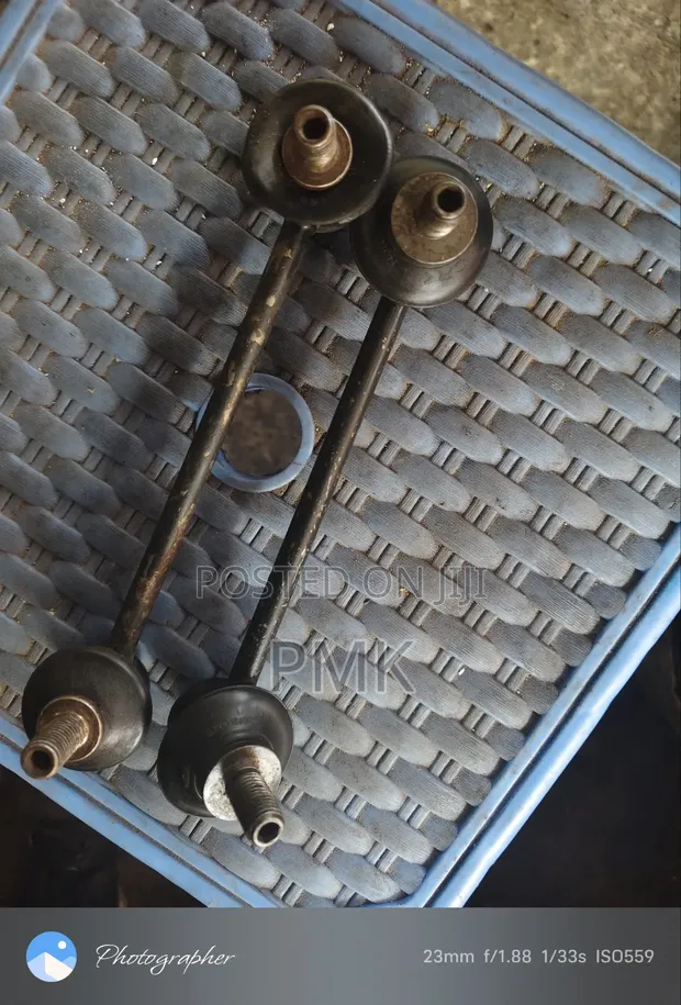 Mazda Axela Rear Stabilizer Links (Used) - 1