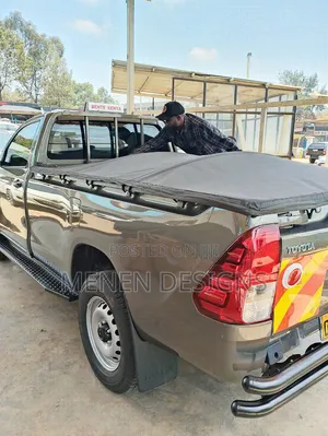 Toyota Hilux S/Cab Heavy-Duty Ripstop Tonneau Cover