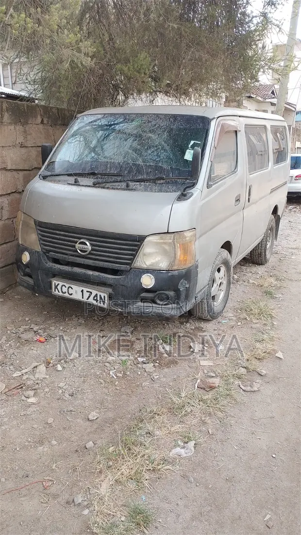 Nissan Caravan (Urvan) 2007 Grey - 1
