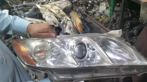 Toyota Camry 2012 Xenon Headlight - 1