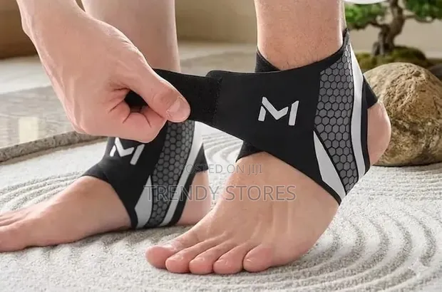 Unisex Orthopedic Compression Ankle Brace Sleeve - 1