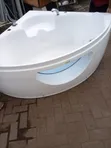 White Ceramic Jacuzzi - 1