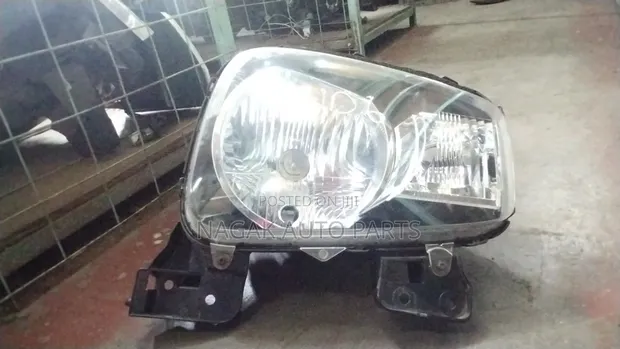 Suzuki Alto 2015 Headlight (Non-Xenon) - 1