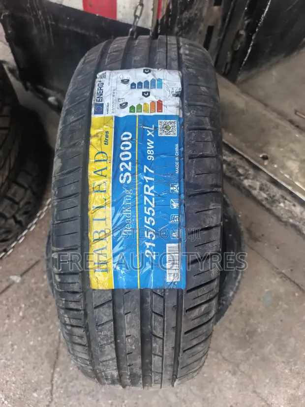 215/55ZR17 Habilead Radial Performance Tyres - 1