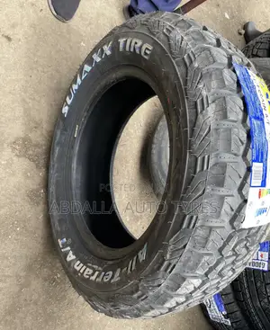 Tairi ya 205/65R15 Sumaxx