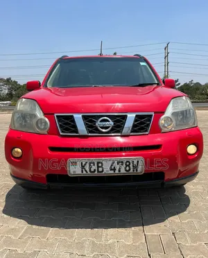Nissan X-Trail 2008 Nyekundu