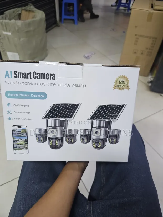 Kamera ya Usalama ya V380Pro Solar 4G yenye Lenzi Tatu - 1