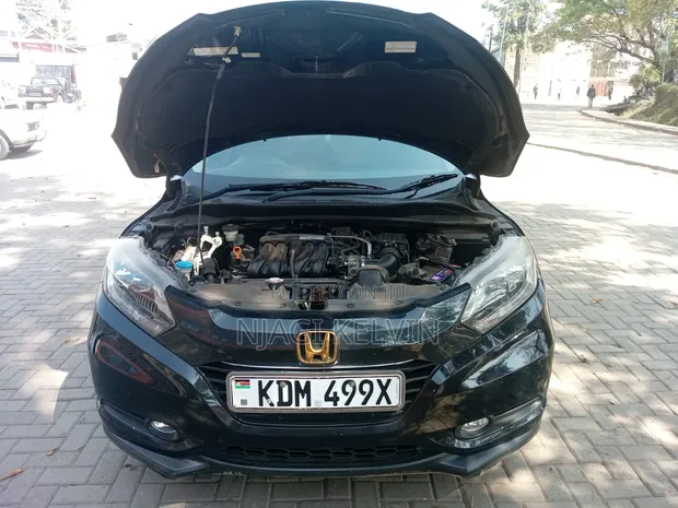 Honda Vezel 1.5 2WD 2017 Nyeusi - 1