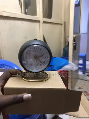 Portable Silent Sweep Clock - Pink