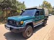 Toyota Land Cruiser Double Cab 2014 Green - 5