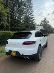 Porsche Cayenne 2015 White - 2