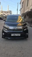 Toyota Vellfire 2015 Nyeusi - 3