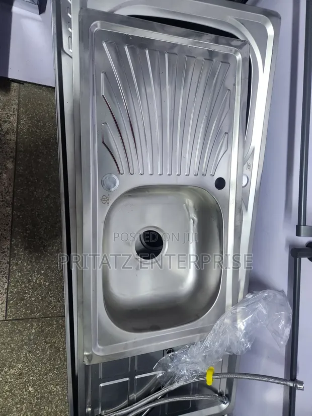 Single Bowl Kitchen Sink - 1