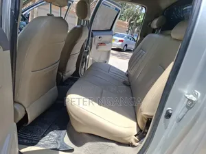 Toyota Hilux 3.0 D-4D 4x4 Double Cabin 2013 Silver