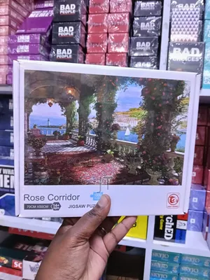 1000 Piece Jigsaw Puzzle (70x50cm)