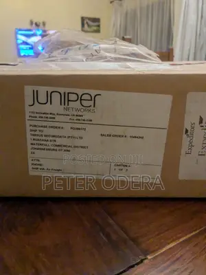 Juniper Networks SRX340 Services Gateway (Enterprise Firewall/SD-WAN)