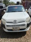 Toyota Probox 1.5 F 2WD 2015 White - 5