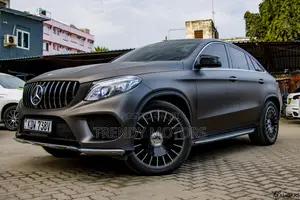 Mercedes-Benz GLE-Class 2017 Nyeusi