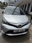 Toyota Vitz 2017 Silver - 2