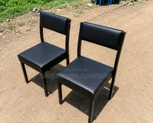 Modern Black Visitors Chair