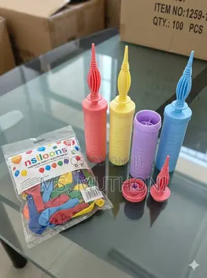 Manual Balloon Inflator + 100 Balloons Pack