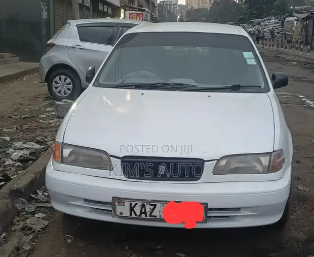 Toyota Sprinter 2000 - 1