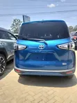 Toyota Sienta Hybrid 2019 Blue - 5