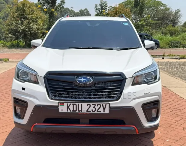Subaru Forester 2019 White - 1
