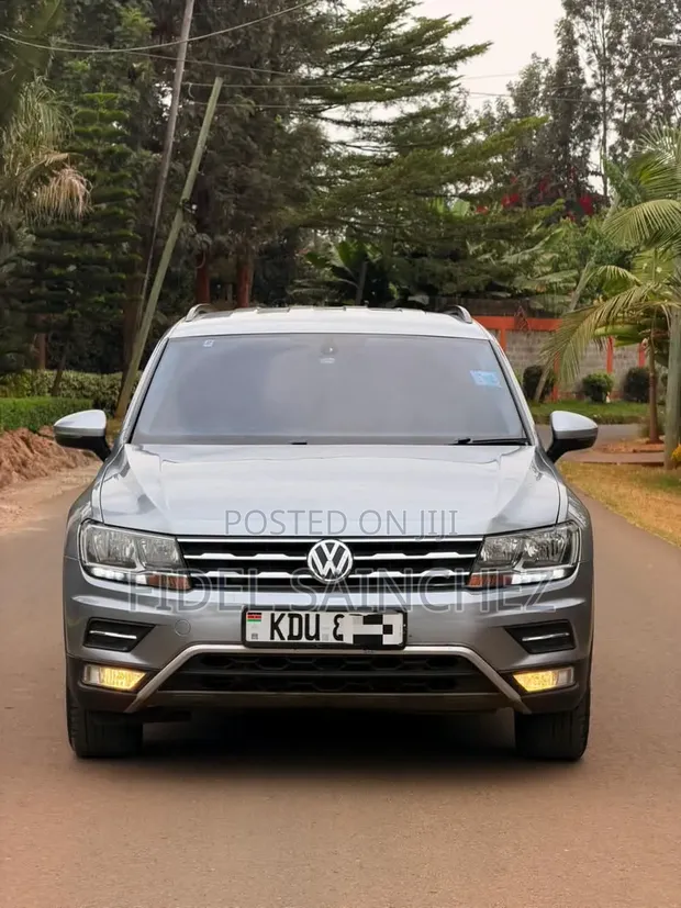 Volkswagen Tiguan 2020 Nyeupe - 1