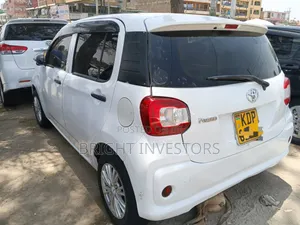 Toyota Passo 2017 - White