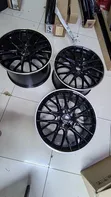 VW Touareg 20-inch Rims - 2