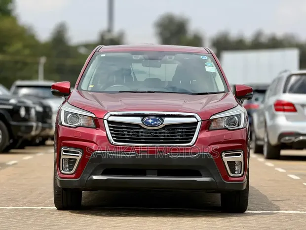 Subaru Forester 2019 Red - 1