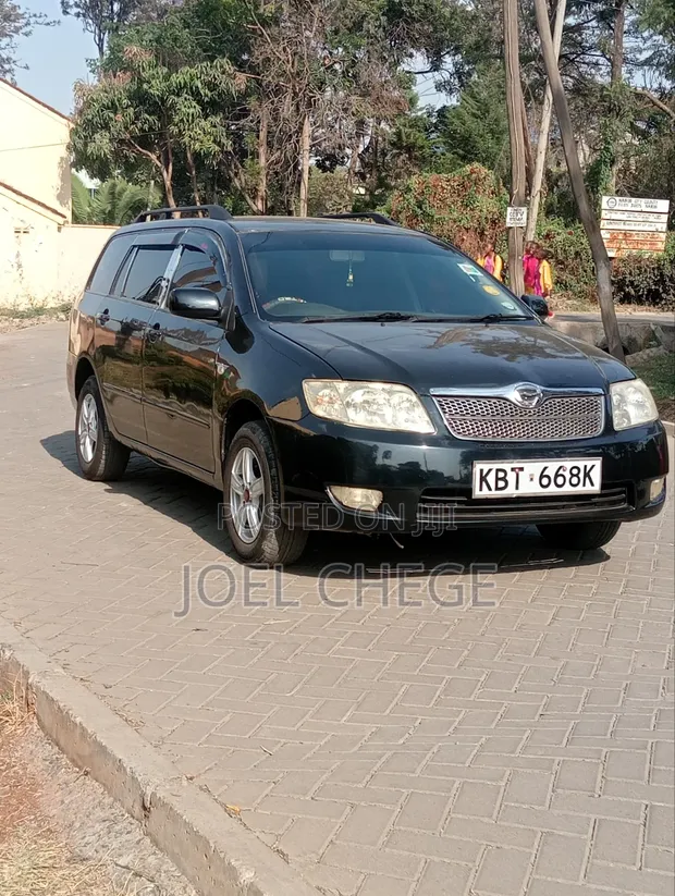 Toyota Corolla Fielder 2005 Nyeusi - 1