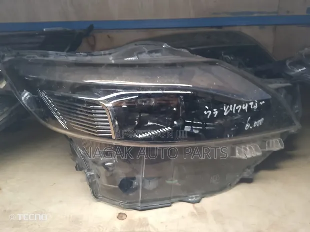 Nissan Dayz Roox 2018 Xenon Headlight (Ex-Japan) - 1