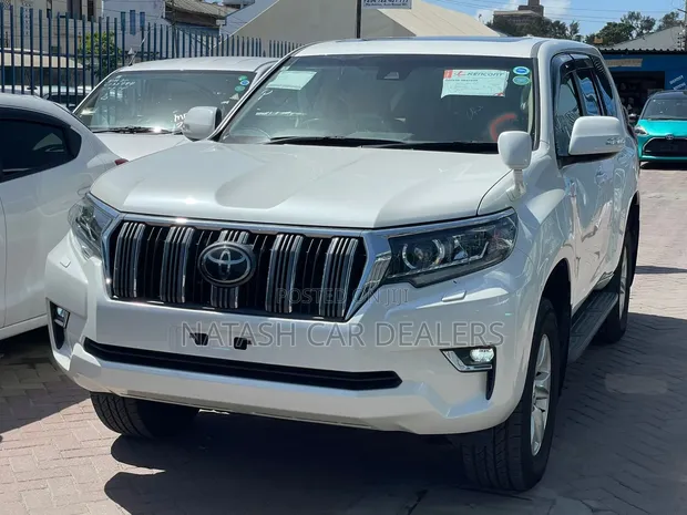 Toyota Land Cruiser Prado 2019 White - 1