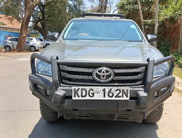 Toyota Hilux 2.8 Diesel Single Cab Revo 2020 - 1