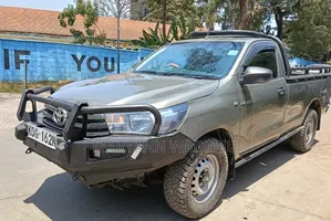 Toyota Hilux 2.8 Diesel Single Cab Revo 2020
