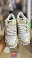 Nike SB Dunk Low x Jarritos 'Phantom and Malachite' - 2
