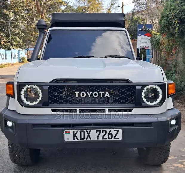 Toyota Land Cruiser Hardtop 2012 - 1