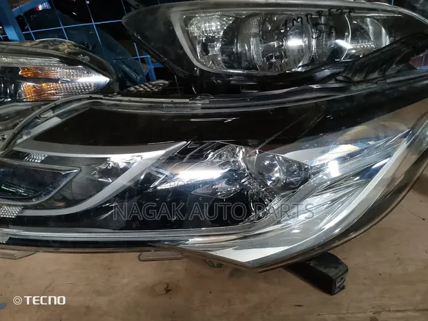 Mitsubishi Pajero Sport 2018 Xenon Headlight - 1