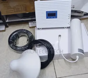 Triband Mobile Signal Amplifier kwa Ofisi ya Nyumbani