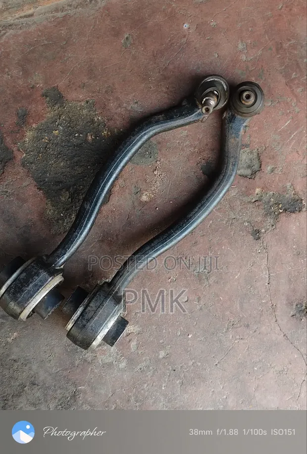 Mercedes-Benz W204 Control Arm (Used) - 1